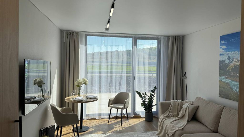 Важный день на площадке Карлуу