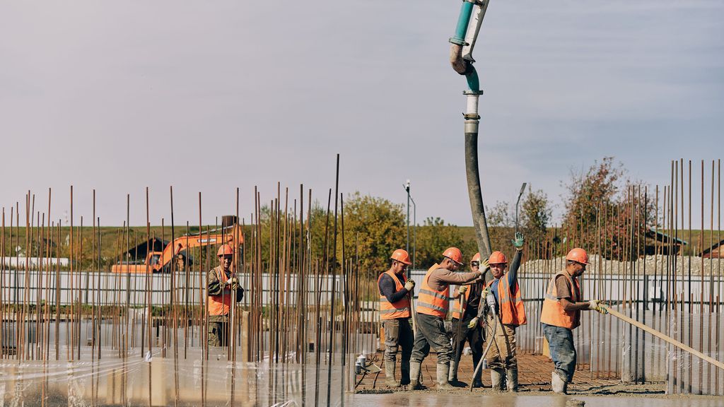 Важный день на площадке Карлуу