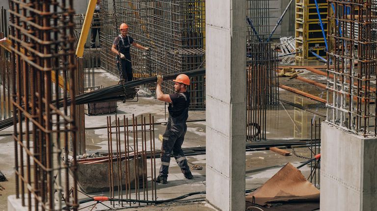 Объясняем ход строительства «Искры» за июнь
